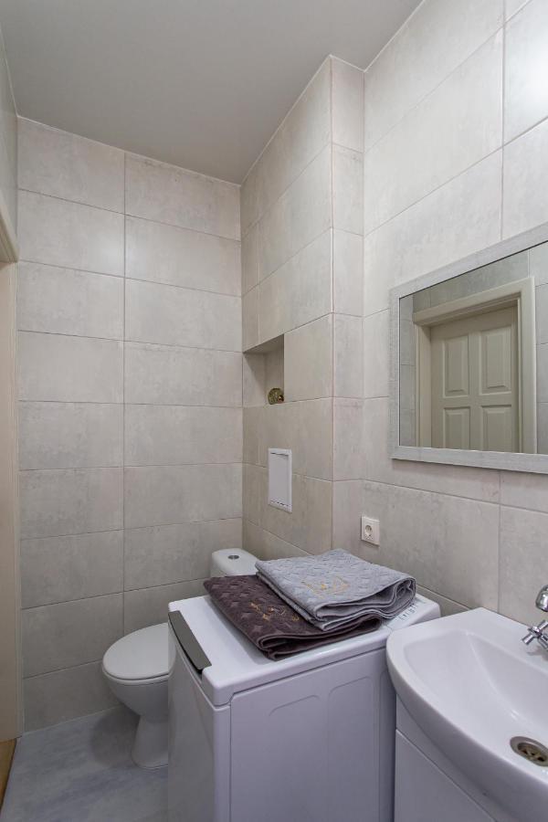 Центр Просторі Апартаменти, Поруч Площа Ternopil Exterior photo